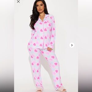 Fashionnova valentines day pajamas size small